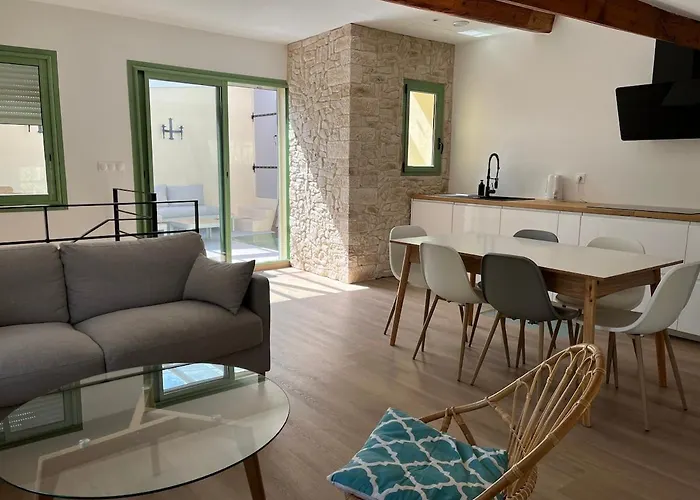 Maison Village