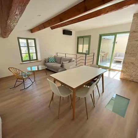 Maison Village